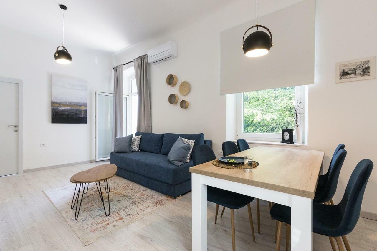 *** Lounge Terrace Apartment With The Harbour View / City Centre *** Pula Exterior foto