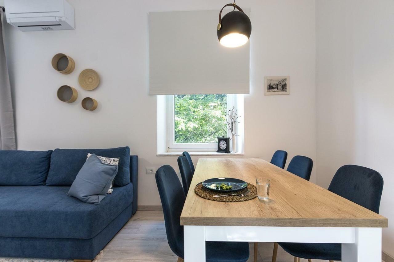 *** Lounge Terrace Apartment With The Harbour View / City Centre *** Pula Exterior foto